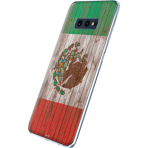 Mexican Flag Dark Wood Galaxy S10e Skin