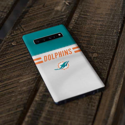NFL Miami Dolphins White Striped Galaxy S10 Skin