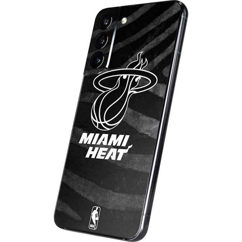 NBA Miami Heat Black Animal Print Galaxy S22 Plus Skin