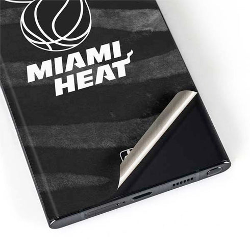 NBA Miami Heat Black Animal Print Galaxy S22 Ultra Skin
