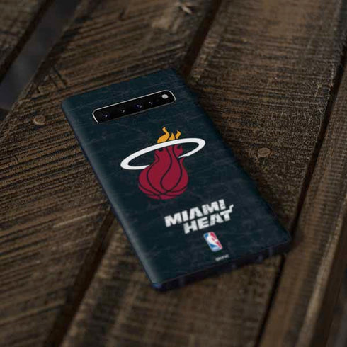NBA Miami Heat Black Partial Logo Galaxy S10 Plus Skin