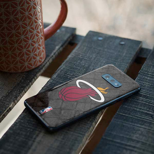 NBA Miami Heat Dark Rust Galaxy S10e Skin