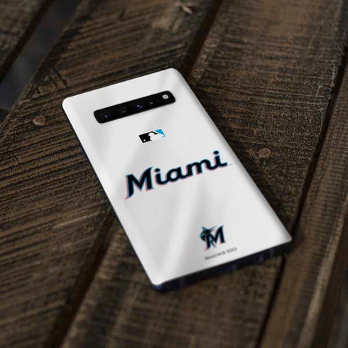 MLB Miami Marlins Home Jersey Galaxy S10 Skin