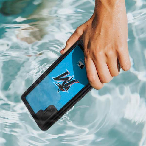 MLB Miami Marlins Solid Distressed Galaxy Note 10 Waterproof Case