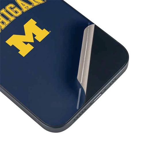 University of Michigan M iPhone 15 Plus Skin
