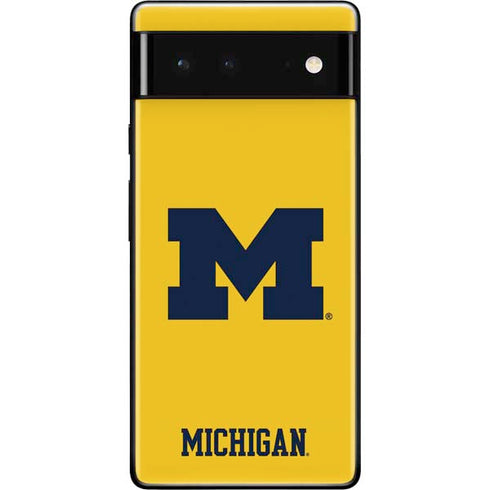 University of Michigan M Logo Yellow Google Pixel 6 Skin