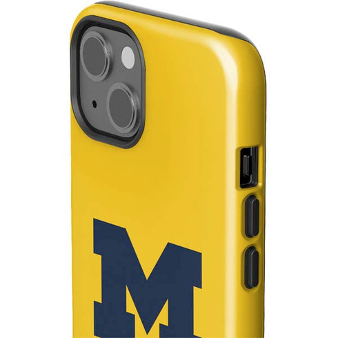 University of Michigan M Logo Yellow iPhone 15 Plus Impact Case
