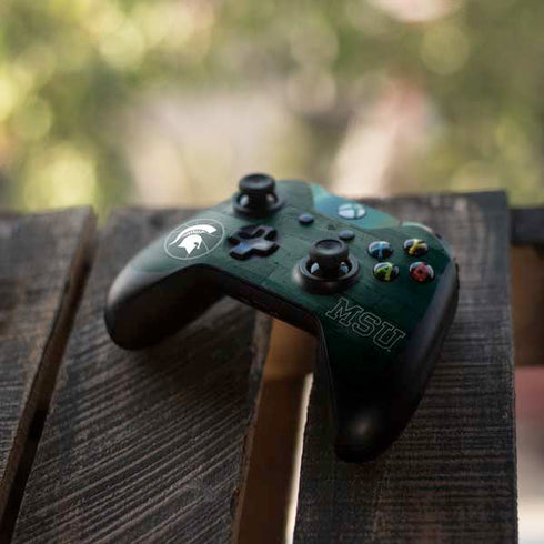 Michigan State University Basketball Courtside Xbox One Controller Skin