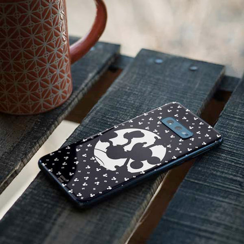 Disney Mickey Mouse Falling Silhouette Galaxy S10e Skin