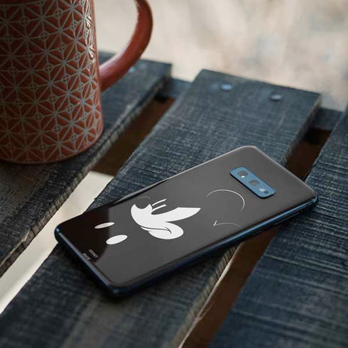 Disney Mickey Mouse Black and White Galaxy S10e Skin