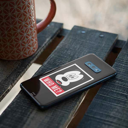 Disney Mickey Mouse Who Me Galaxy S10e Skin