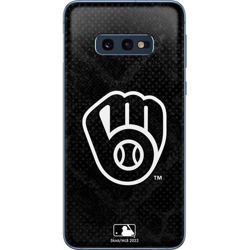MLB Milwaukee Brewers Dark Wash Galaxy S10e Skin