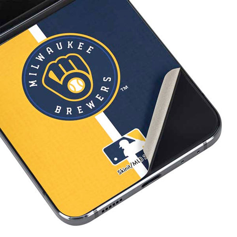 MLB Milwaukee Brewers Split Galaxy Z Flip5 5G Skin