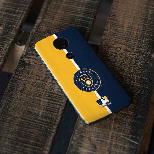 MLB Milwaukee Brewers Split Moto E5 Plus Skin