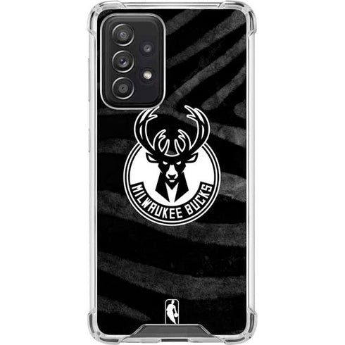 NBA Milwaukee Bucks Animal Print Black Galaxy A52 5G Clear Case