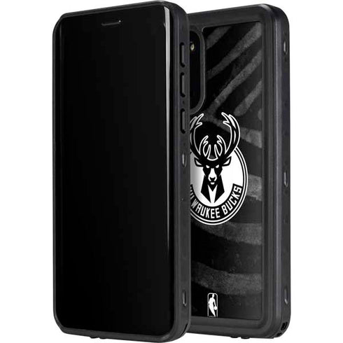 NBA Milwaukee Bucks Animal Print Black Galaxy S20 Plus Waterproof Case