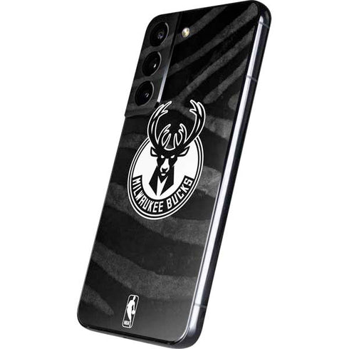 NBA Milwaukee Bucks Animal Print Black Galaxy S22 Skin