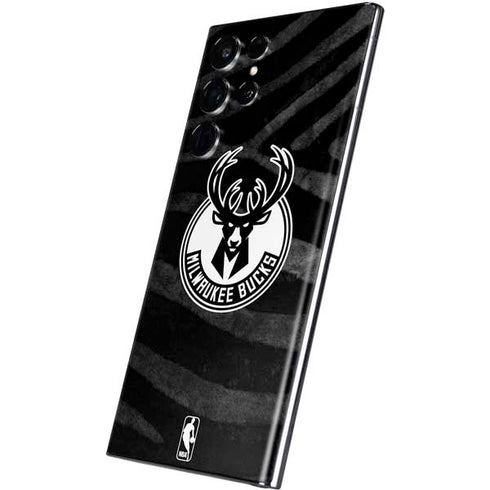 NBA Milwaukee Bucks Animal Print Black Galaxy S22 Ultra Skin
