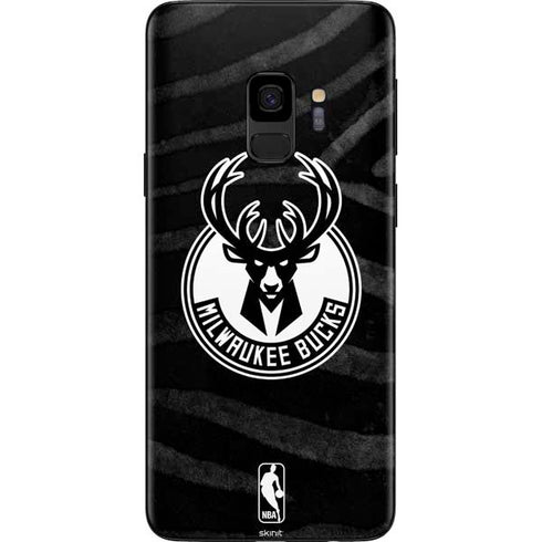 NBA Milwaukee Bucks Animal Print Black Galaxy S9 Skin