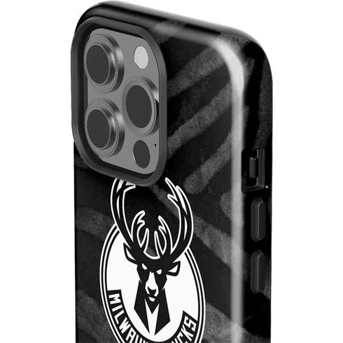 NBA Milwaukee Bucks Animal Print Black iPhone 13 Pro Impact Case