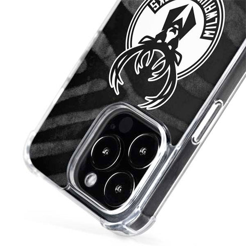 NBA Milwaukee Bucks Animal Print Black iPhone 15 Pro Max MagSafe Case