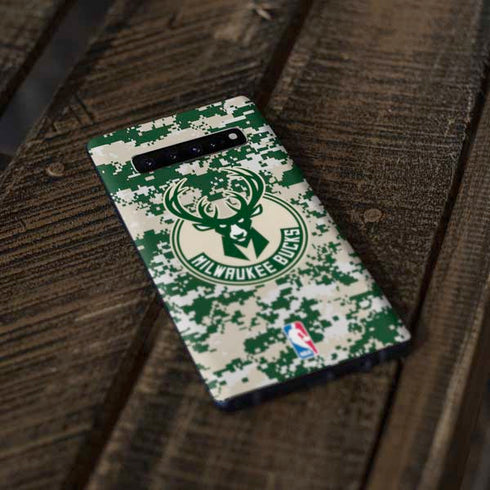 NBA Milwaukee Bucks Camo Digi Galaxy S10 Plus Skin