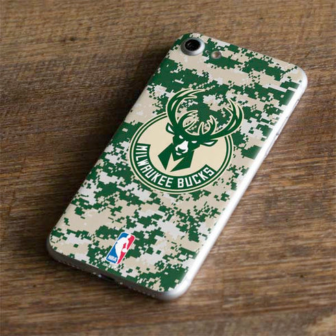 NBA Milwaukee Bucks Camo Digi iPhone 7 Skin
