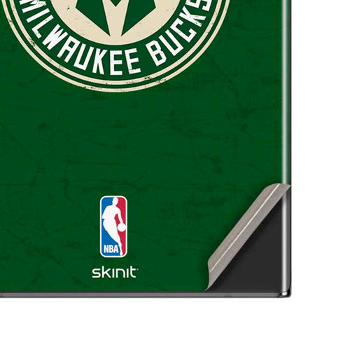 NBA Milwaukee Bucks Green Distressed Galaxy Note20 Ultra 5G Skin