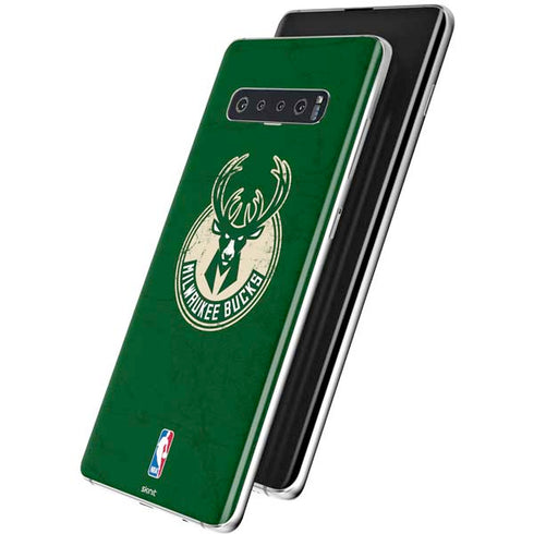 NBA Milwaukee Bucks Green Distressed Galaxy S10 Plus Skin