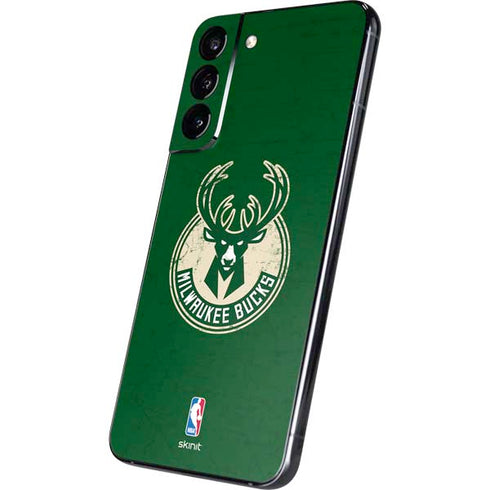 NBA Milwaukee Bucks Green Distressed Galaxy S22 Plus Skin