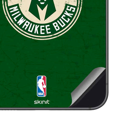 NBA Milwaukee Bucks Green Distressed Galaxy S23 FE Skin