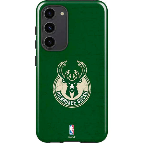 NBA Milwaukee Bucks Green Distressed Galaxy S23 Plus Pro Case