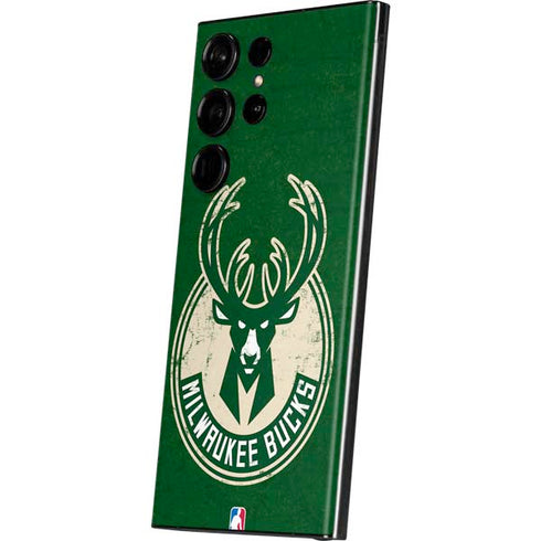 NBA Milwaukee Bucks Green Distressed Galaxy S23 Ultra Skin
