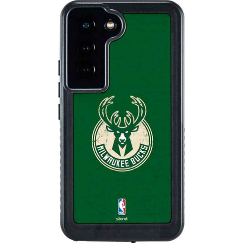 NBA Milwaukee Bucks Green Distressed Galaxy S23 Waterproof Case