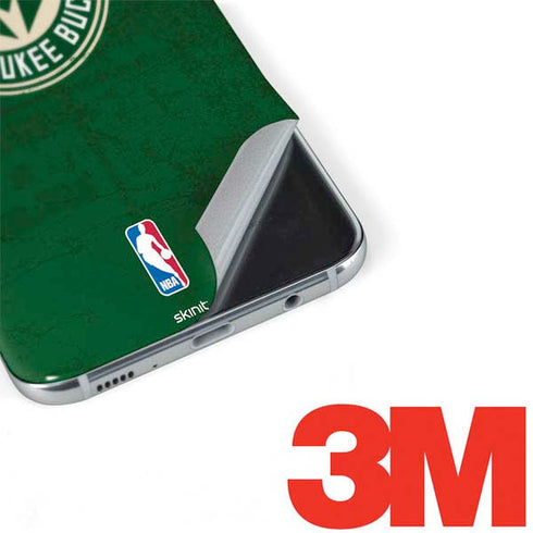 NBA Milwaukee Bucks Green Distressed Galaxy S8 Skin