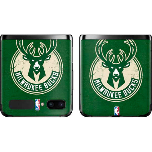 NBA Milwaukee Bucks Green Distressed Galaxy Z Flip Skin