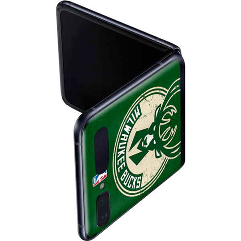 NBA Milwaukee Bucks Green Distressed Galaxy Z Flip Skin