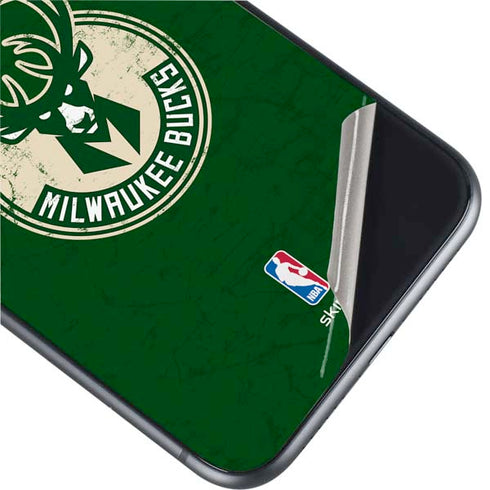 NBA Milwaukee Bucks Green Distressed iPhone 11 Skin