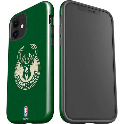 NBA Milwaukee Bucks Green Distressed iPhone 12 Impact Case