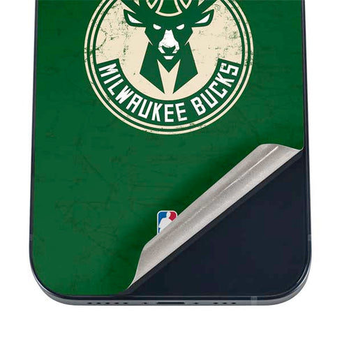 NBA Milwaukee Bucks Green Distressed iPhone 12 Mini Skin