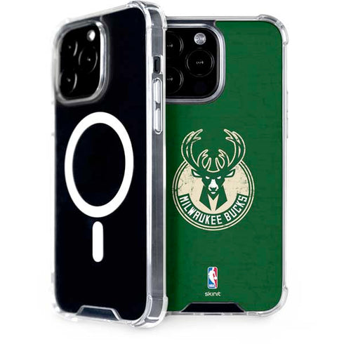 NBA Milwaukee Bucks Green Distressed iPhone 15 Pro Max MagSafe Case