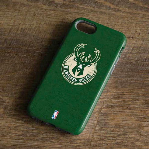 NBA Milwaukee Bucks Green Distressed iPhone 8 Pro Case