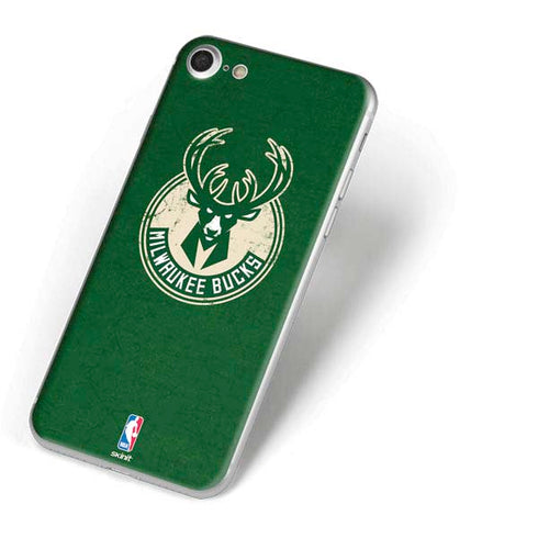 NBA Milwaukee Bucks Green Distressed iPhone 8 Skin