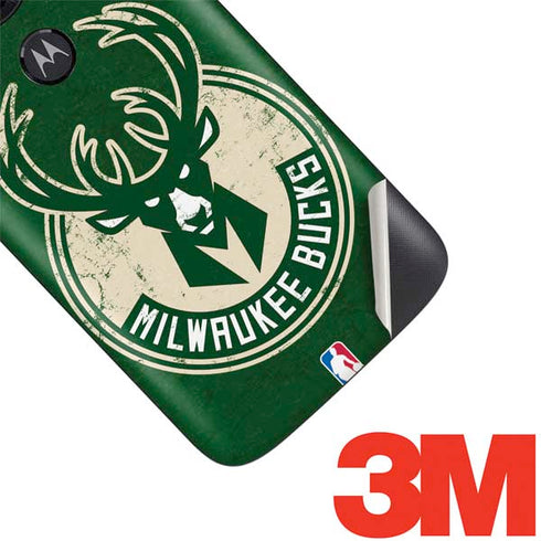 NBA Milwaukee Bucks Green Distressed Moto E5 Play Skin