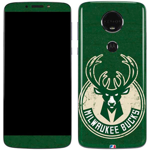 NBA Milwaukee Bucks Green Distressed Moto E5 Plus Skin