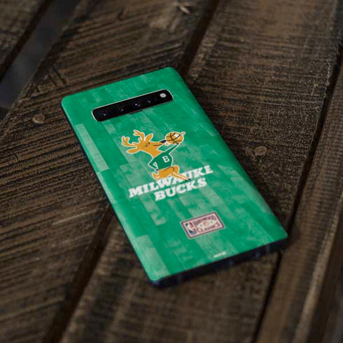 NBA Milwaukee Bucks Hardwood Classics Galaxy S10 Skin