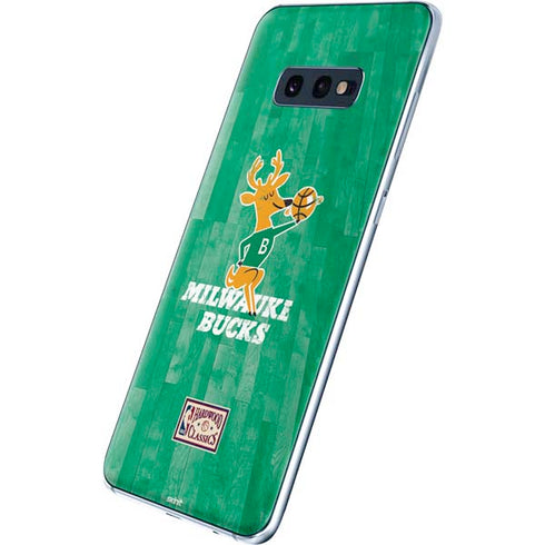 NBA Milwaukee Bucks Hardwood Classics Galaxy S10e Skin
