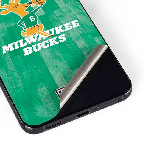 NBA Milwaukee Bucks Hardwood Classics Galaxy S22 Plus Skin