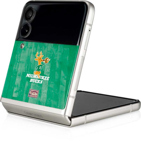NBA Milwaukee Bucks Hardwood Classics Galaxy Z Flip3 5G Skin