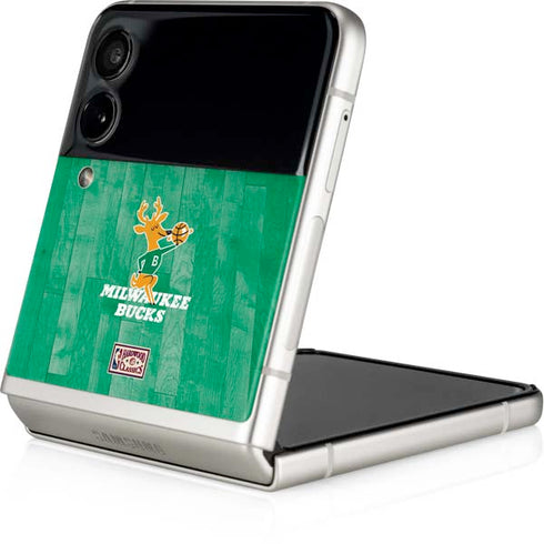 NBA Milwaukee Bucks Hardwood Classics Galaxy Z Flip4 5G Skin
